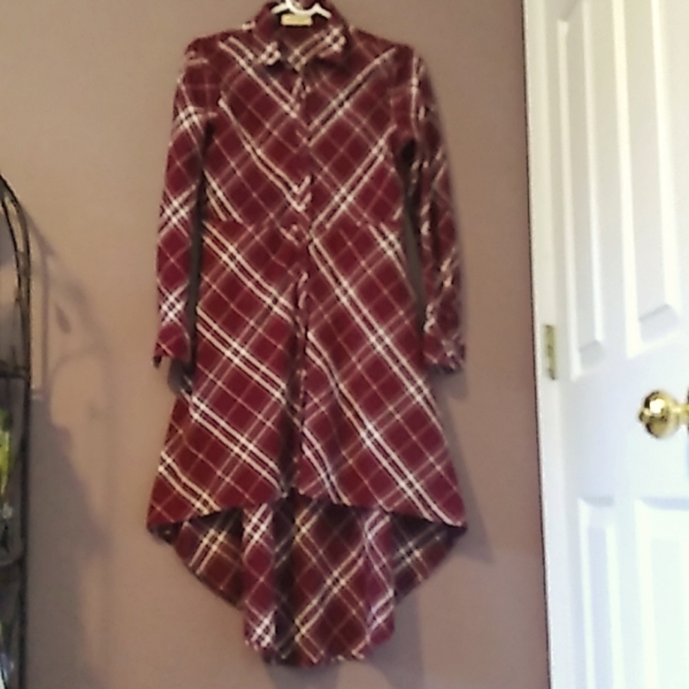 High-Low Knee-Length Shirt Dress